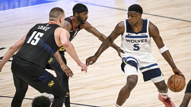 德转列多特历史最贵阵：哈兰德领衔，贝林、桑乔、罗伊斯上榜（德转盘点多特史上最贵阵容：哈兰德领衔，贝林厄姆、桑乔、罗伊斯在列）