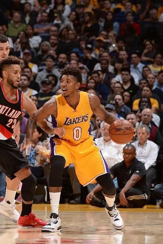 国际足联拟推新越位规则，或影响全球战术体系（国际足联酝酿调整越位规则，或重塑全球战术格局）