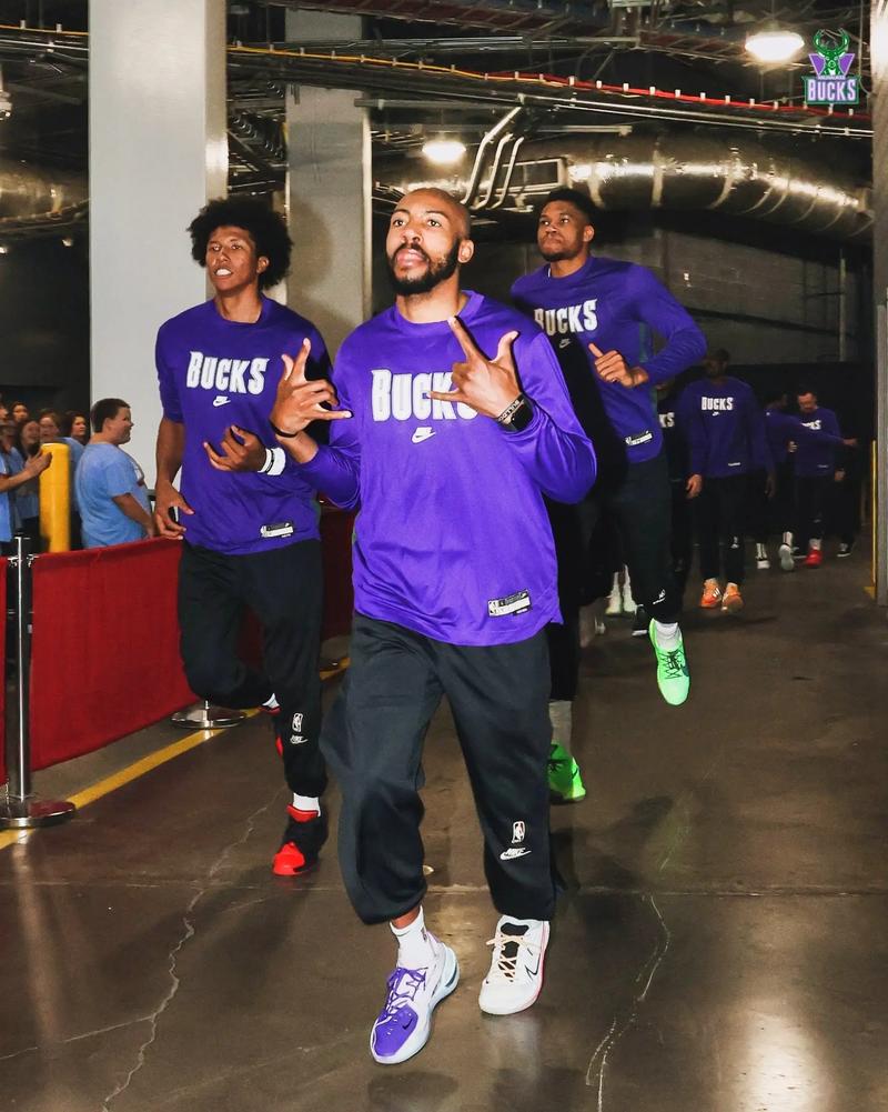 4豪门疯抢4000万巨星！26岁巴西妖王成冬窗最大悬念（四大豪门围抢4000万王牌！26岁巴西妖星成冬窗最大变数）