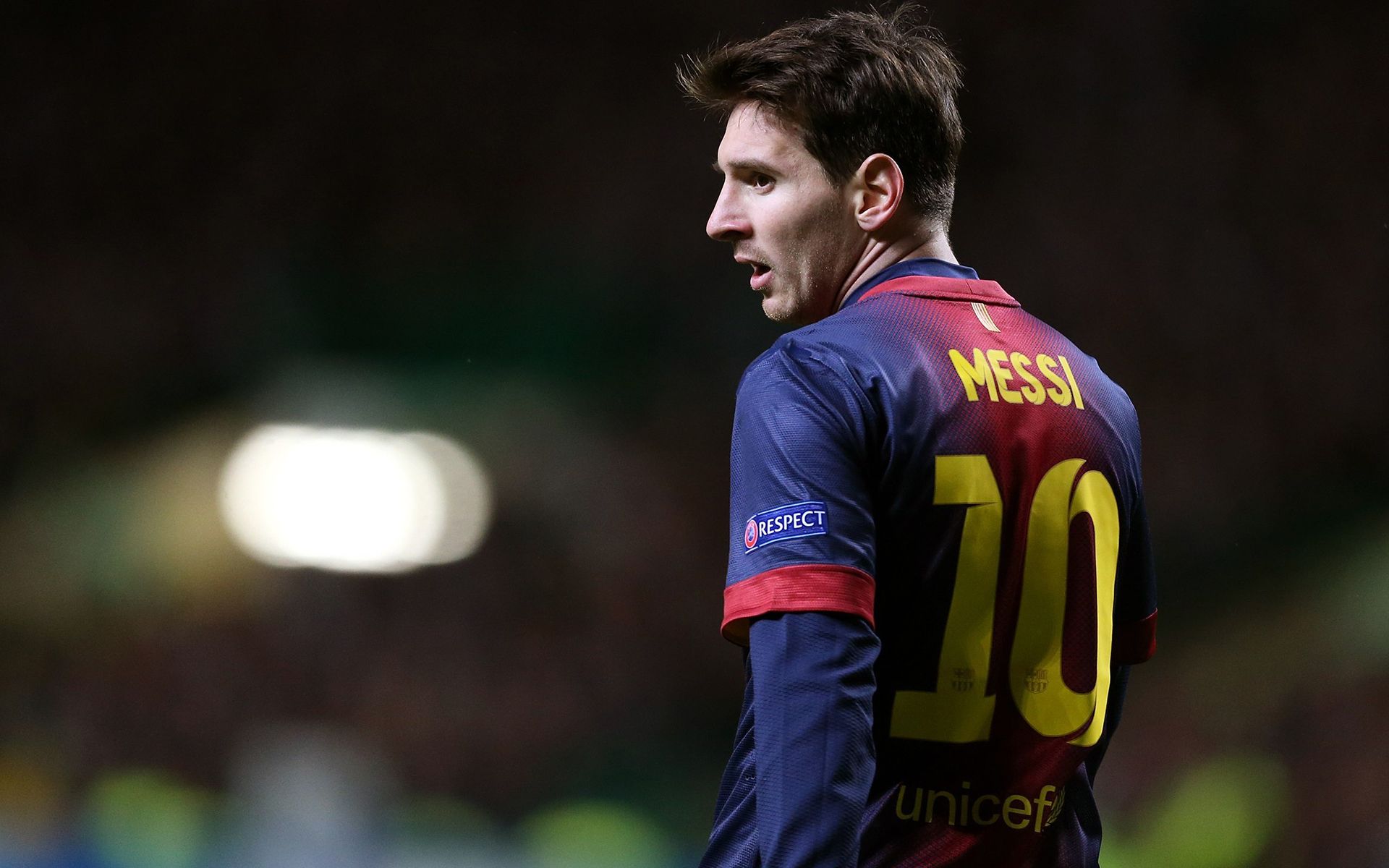 6中6，砍14分7板！徐昕完胜广东队内线 杜锋后悔送他走吗？（6投全中拿下14分7板！徐昕压制广东内线，杜锋会为放走他而后悔吗？）