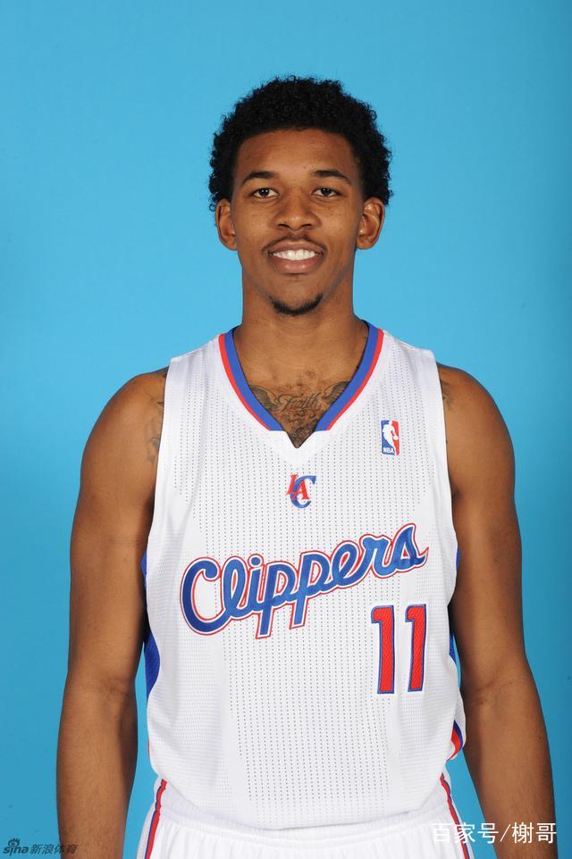 回购价2300万欧，记者：国米预计会在明夏买回小斯坦科维奇（记者：国米预计明夏以2300万欧回购小斯坦科维奇）