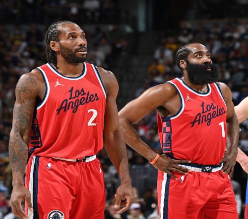 鲁尔：多特尚未联系昆滕-廷贝尔，球员在规划下一步生涯（鲁尔：多特仍未接洽昆滕-廷贝尔，球员正筹划职业生涯下一站）