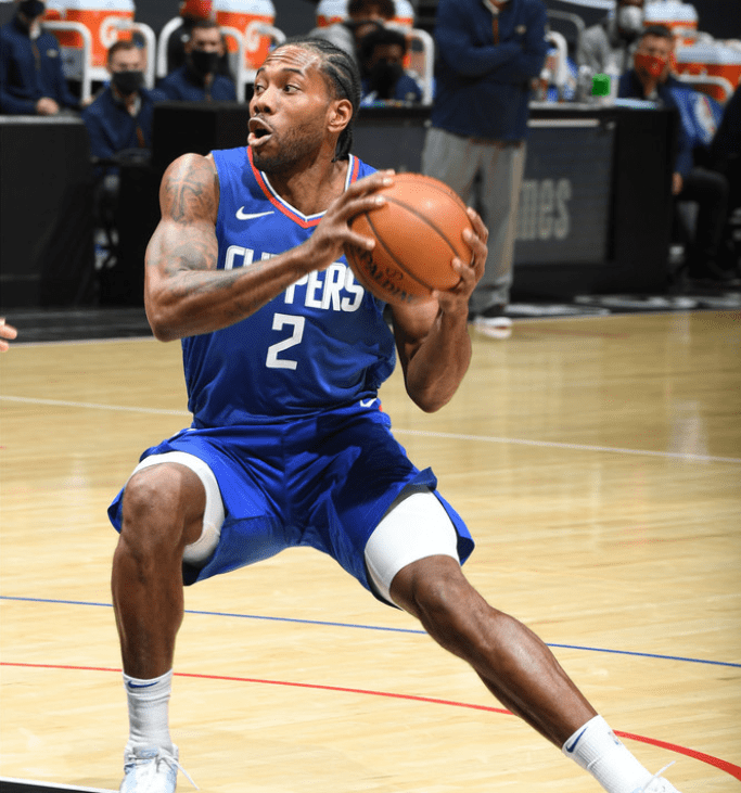 杜兰特28+4+8一战造两大纪录，申京缺阵阿门砍31分，火箭大胜太阳（杜兰特28分4板8助写两项纪录，申京缺席阿门轰31分，火箭轻取太阳）