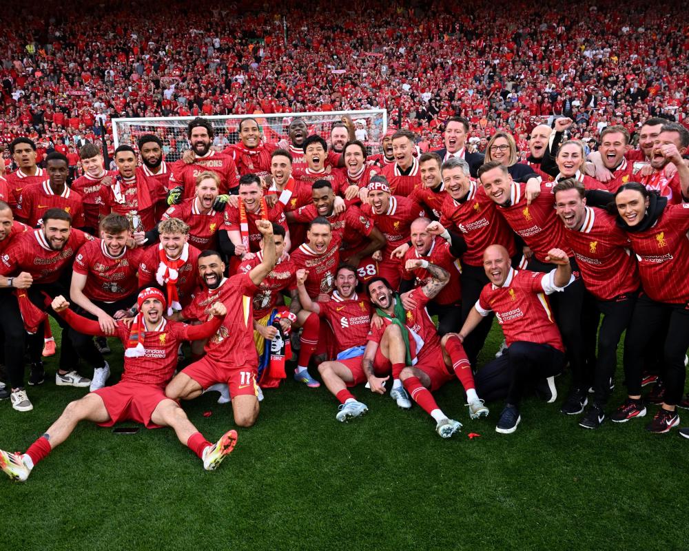 半场战报：门兴格拉德巴赫1-0科隆（半场比分：门兴格拉德巴赫1比0领先科隆）